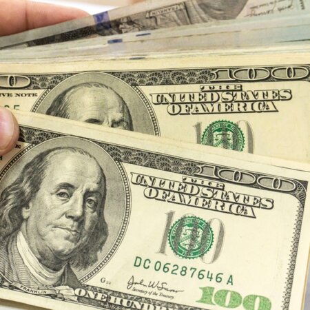 在赌场合理使用$100的最佳途径