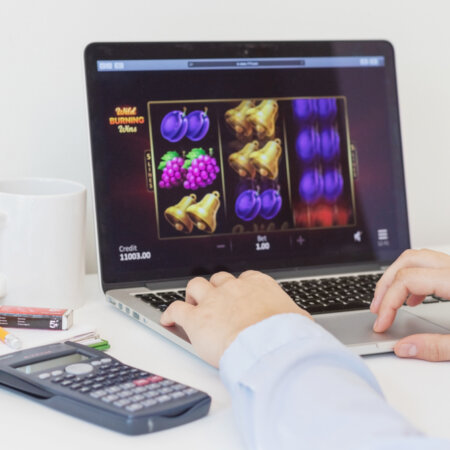 玩在线便士老虎机能赢到钱吗？