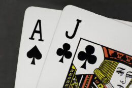 Close,Up,/,Macro,Of,A,Pair,Of,Cards,Adding